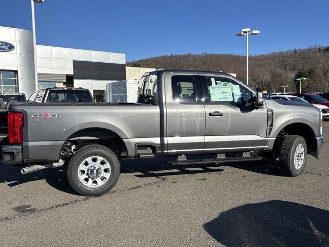 new 2024 Ford F-250 car, priced at $53,945