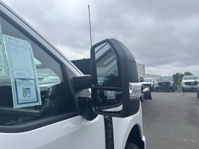 new 2025 Ford F-350 car, priced at $53,933