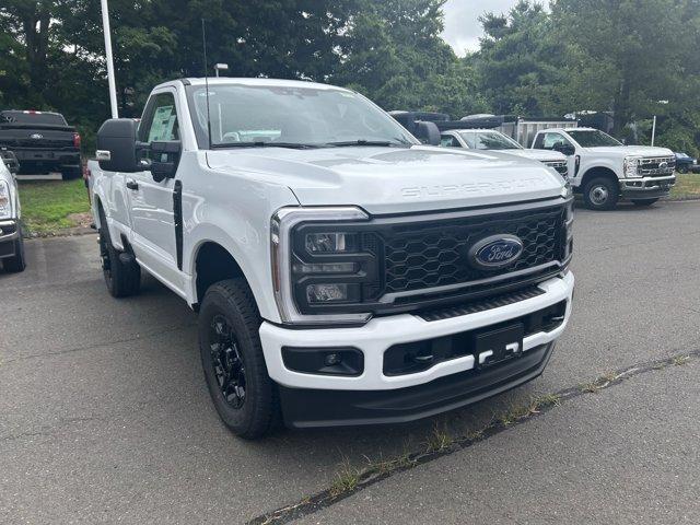 new 2025 Ford F-350 car, priced at $53,933