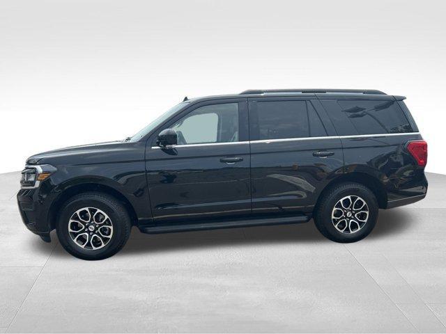 used 2024 Ford Expedition car, priced at $51,646