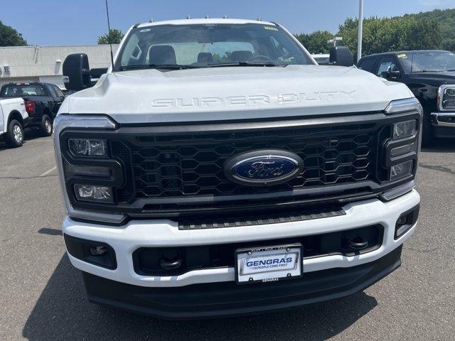 new 2025 Ford F-350 car, priced at $54,066
