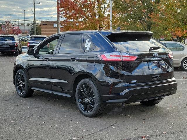new 2024 Ford Edge car, priced at $43,951