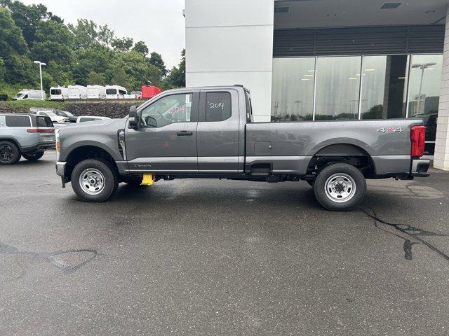 new 2025 Ford F-250 car, priced at $64,160