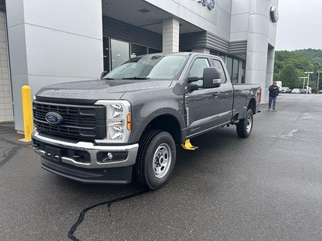 new 2025 Ford F-250 car, priced at $64,160