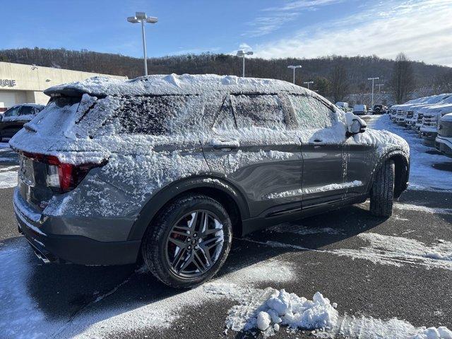 new 2025 Ford Explorer car, priced at $53,845