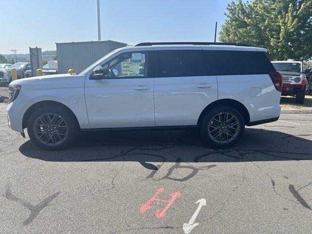 new 2025 Ford Expedition car, priced at $83,490