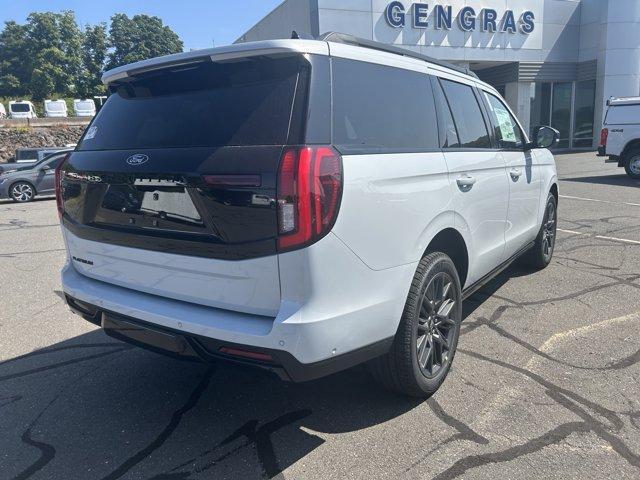 new 2025 Ford Expedition car, priced at $83,490