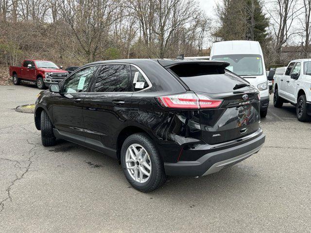 new 2024 Ford Edge car, priced at $42,127