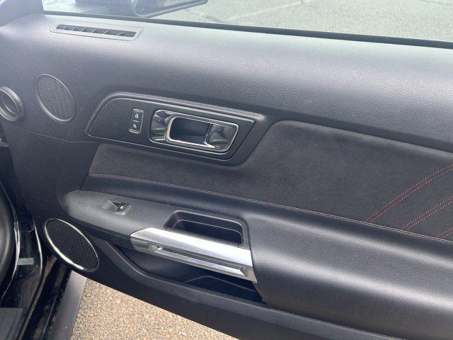 used 2017 Ford Mustang car
