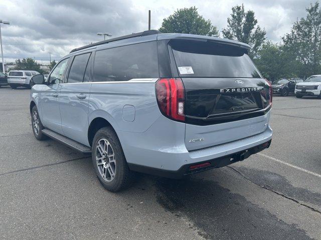 new 2025 Ford Expedition Max car, priced at $75,925