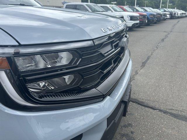 new 2025 Ford Expedition Max car, priced at $75,925