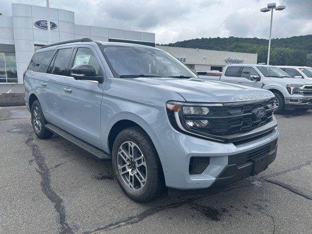 new 2025 Ford Expedition Max car, priced at $75,925