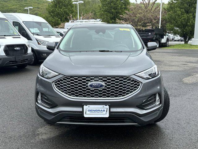 new 2024 Ford Edge car, priced at $38,160