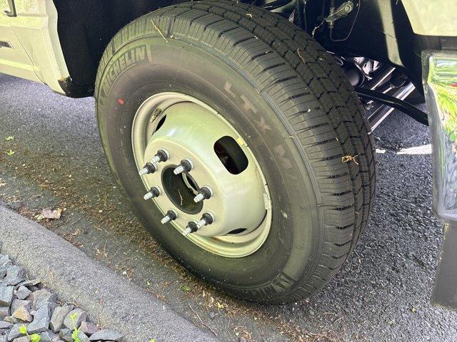 new 2025 Ford F-350 car, priced at $82,395