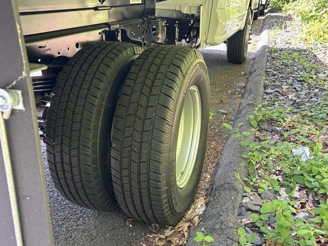 new 2025 Ford F-350 car, priced at $82,395