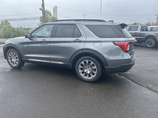 new 2025 Ford Explorer car, priced at $49,960