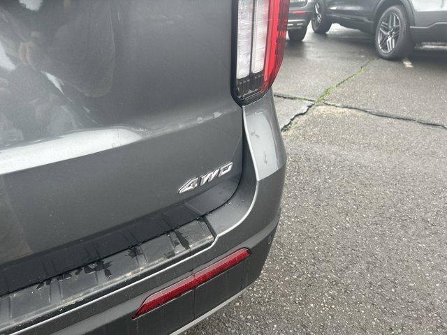 new 2025 Ford Explorer car, priced at $49,960