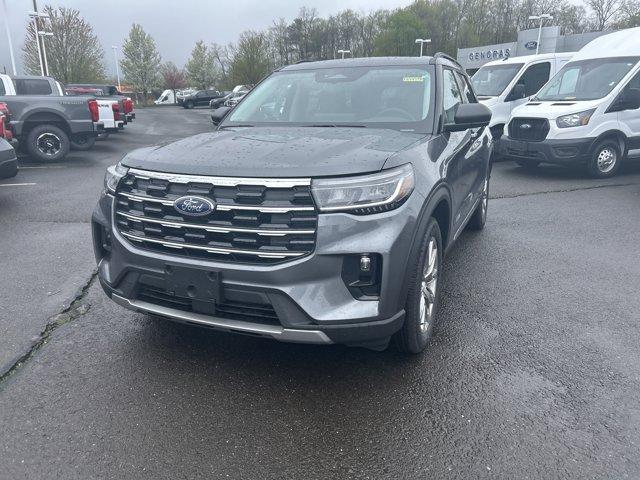 new 2025 Ford Explorer car, priced at $49,960
