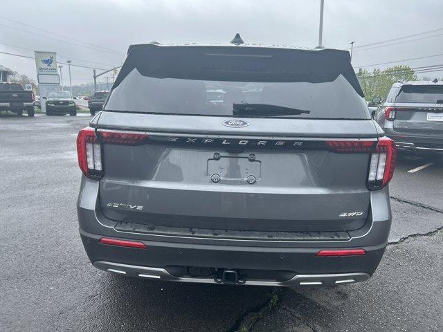 new 2025 Ford Explorer car, priced at $49,960
