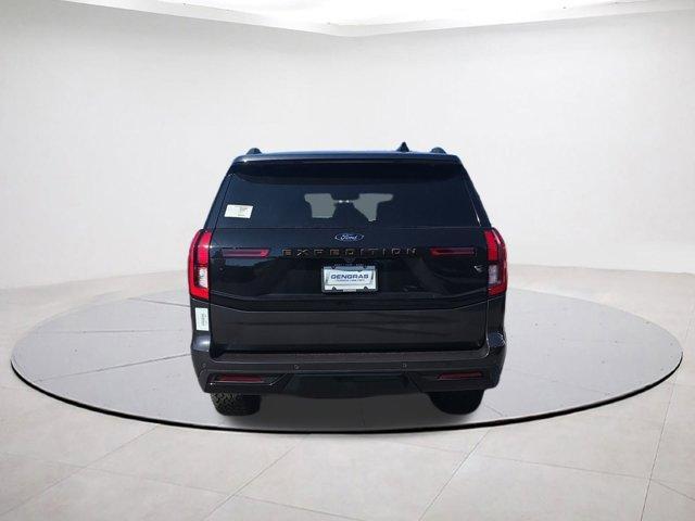 new 2025 Ford Expedition car, priced at $81,253