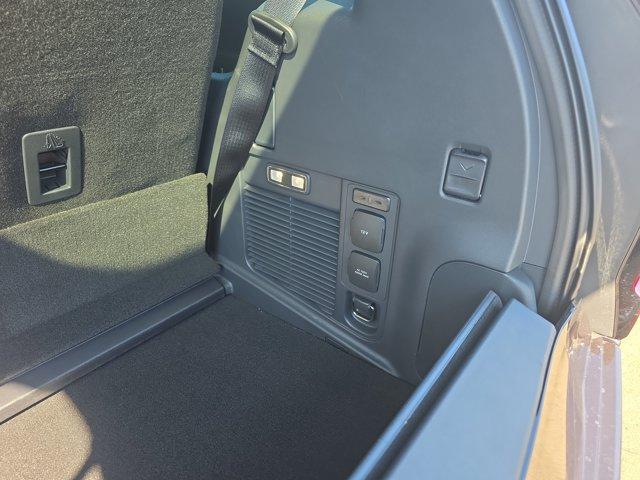 new 2025 Ford Expedition car, priced at $81,253