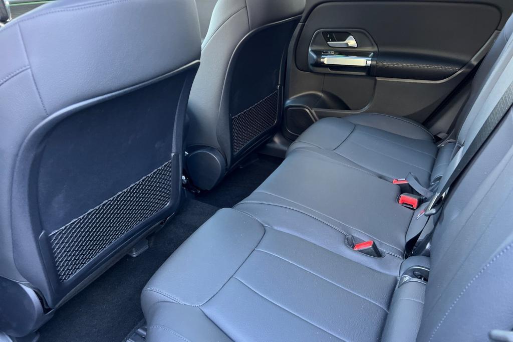 new 2025 Mercedes-Benz GLB 250 car, priced at $49,590