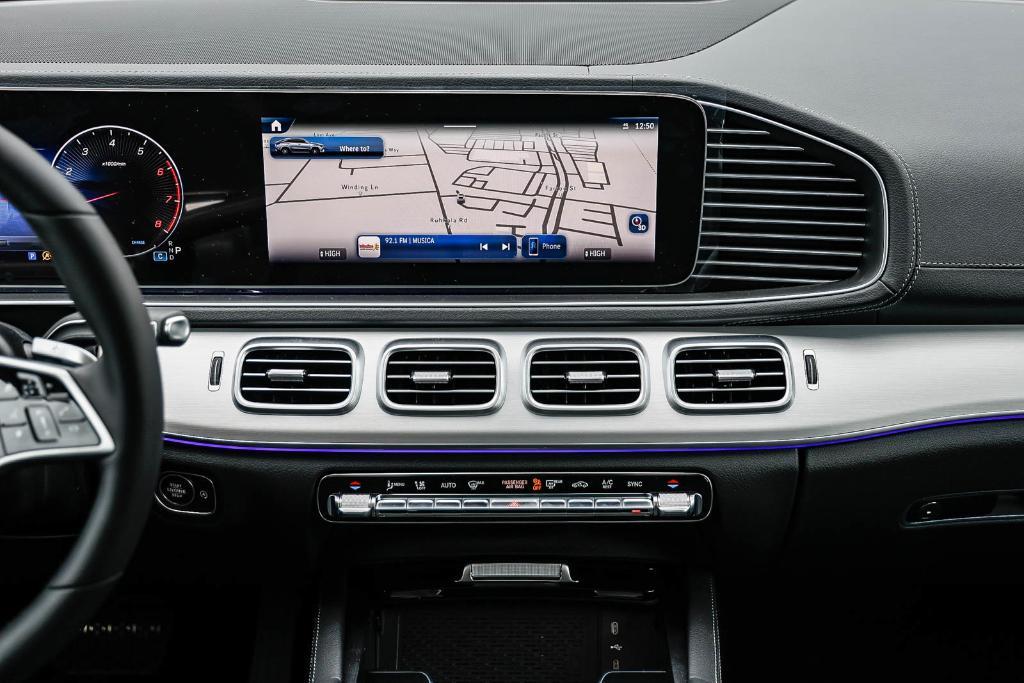 new 2026 Mercedes-Benz GLE 450 car, priced at $83,410