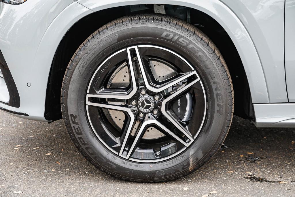 new 2026 Mercedes-Benz GLE 450 car, priced at $83,410