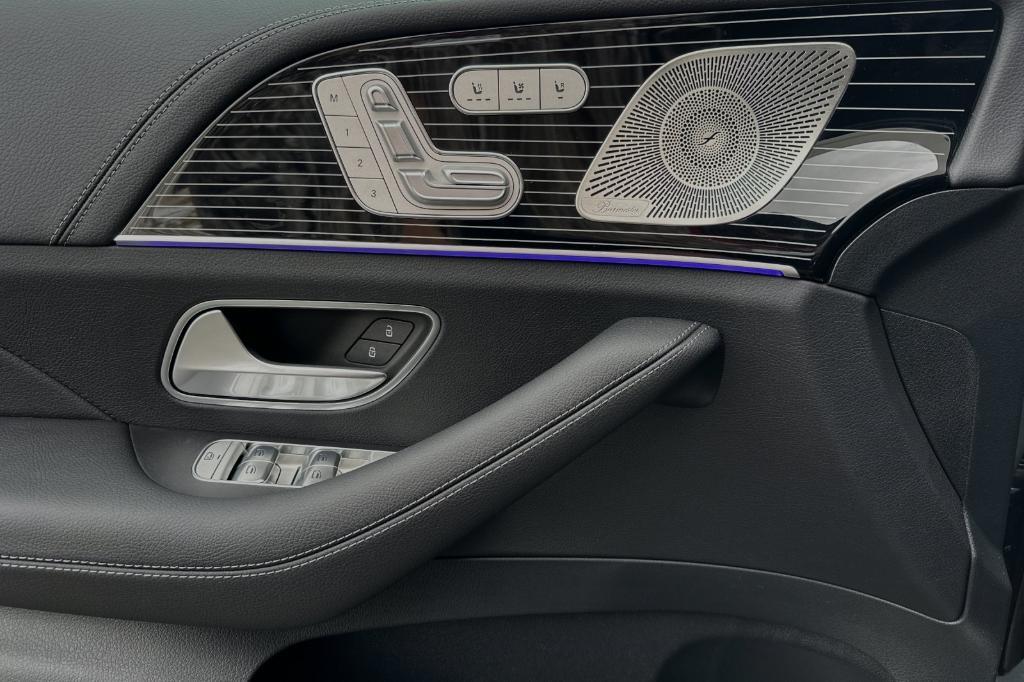 new 2025 Mercedes-Benz GLE 450 car, priced at $97,485