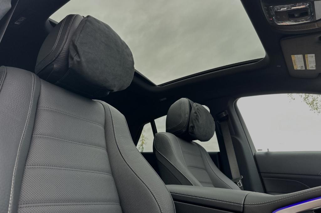 new 2025 Mercedes-Benz GLE 450 car, priced at $97,485