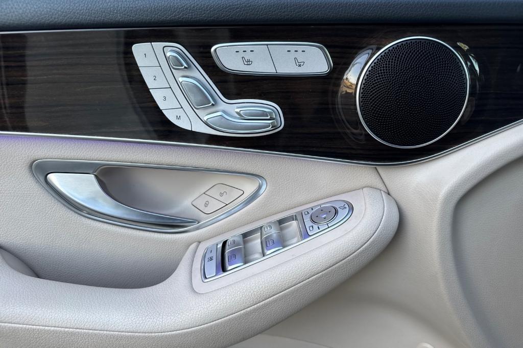 used 2021 Mercedes-Benz GLC 300 car, priced at $28,290