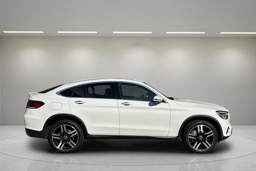 used 2021 Mercedes-Benz GLC 300 car, priced at $28,290
