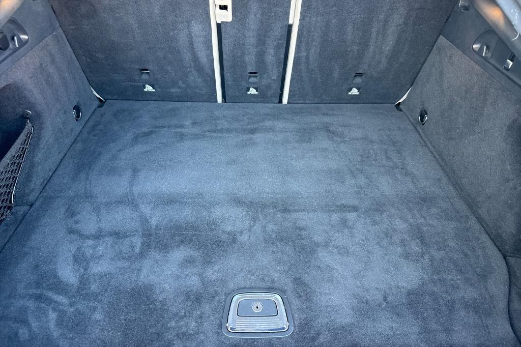 used 2021 Mercedes-Benz GLC 300 car, priced at $28,290