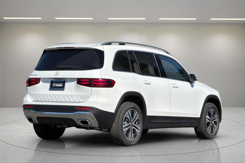 new 2026 Mercedes-Benz GLB 250 car, priced at $48,390