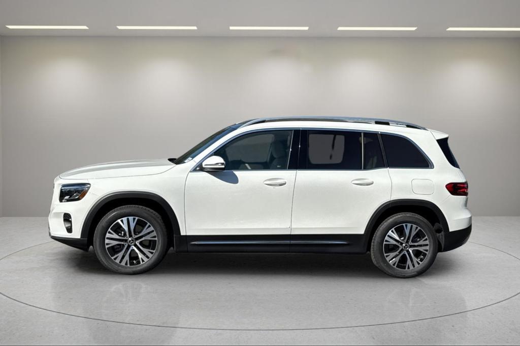 new 2026 Mercedes-Benz GLB 250 car, priced at $48,390