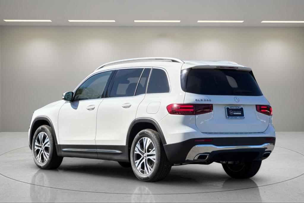new 2026 Mercedes-Benz GLB 250 car, priced at $48,390