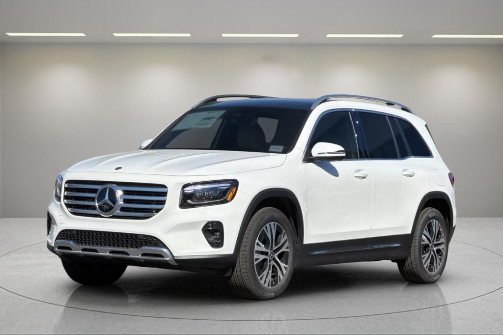 new 2026 Mercedes-Benz GLB 250 car, priced at $48,390