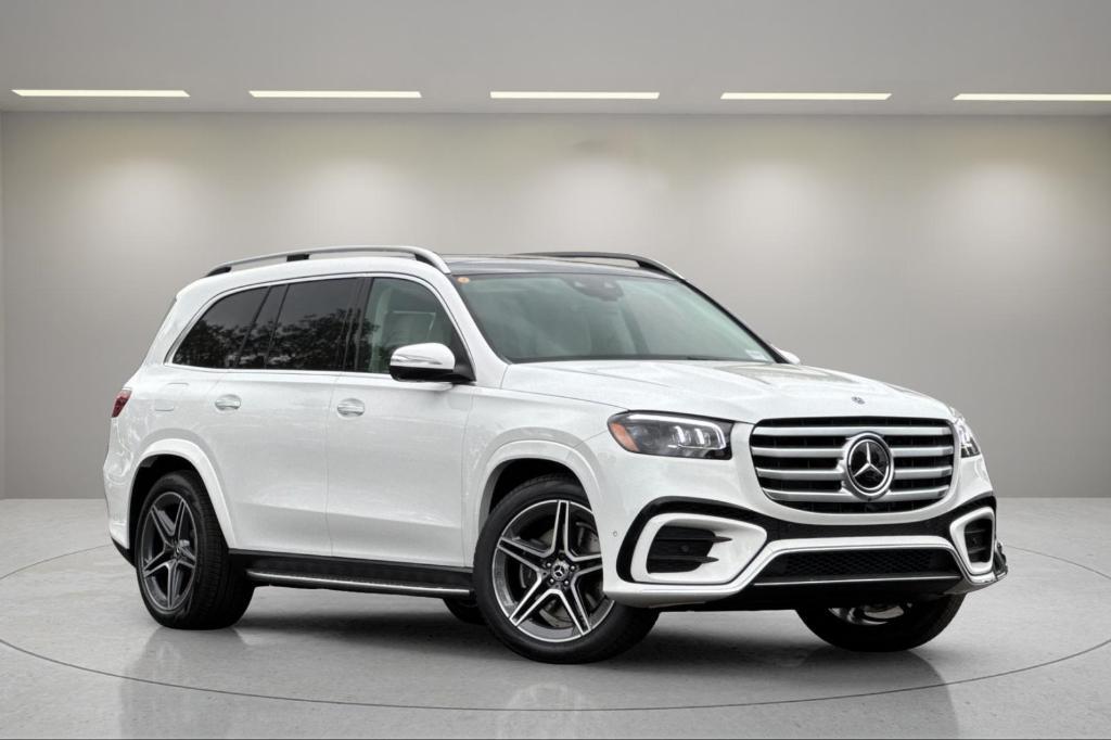 new 2026 Mercedes-Benz GLS 450 car, priced at $96,435