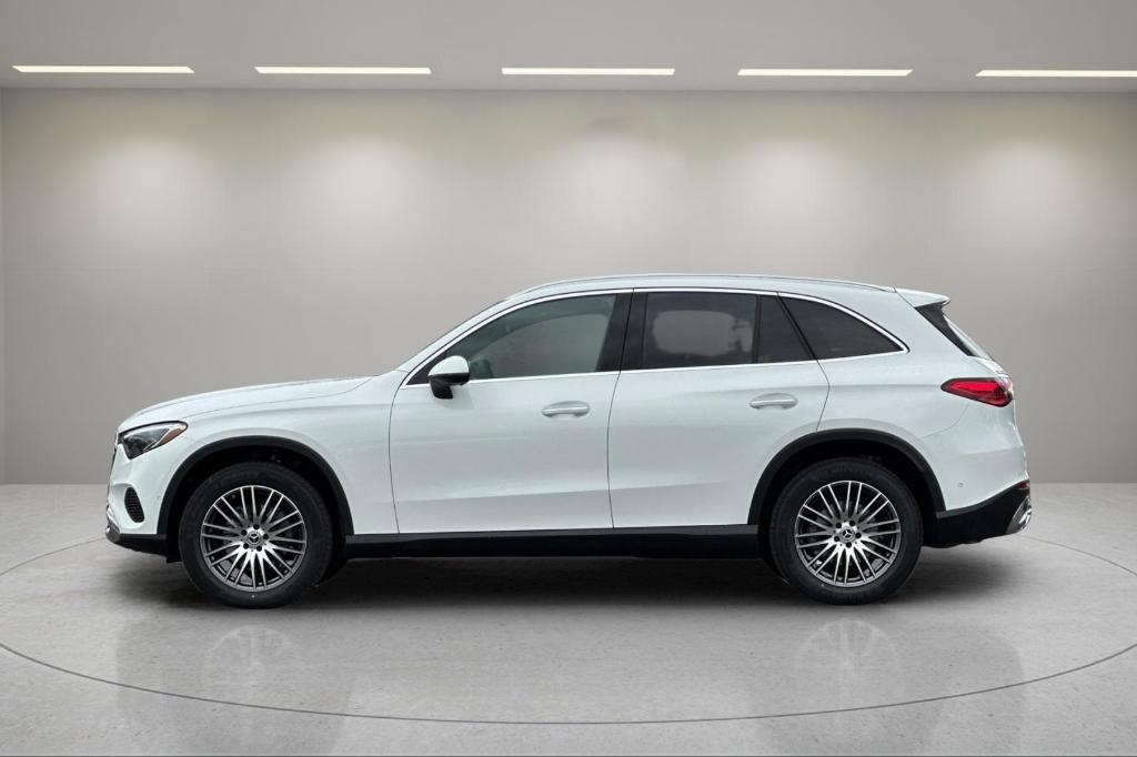 new 2025 Mercedes-Benz GLC 300 car, priced at $51,035