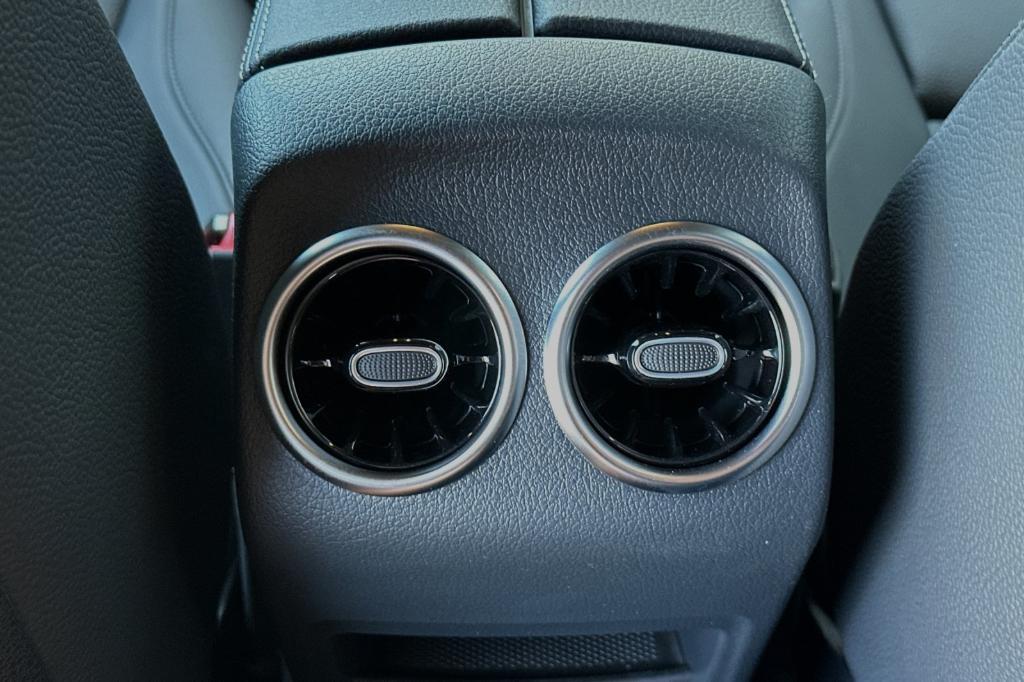 used 2024 Mercedes-Benz GLB 250 car, priced at $37,777