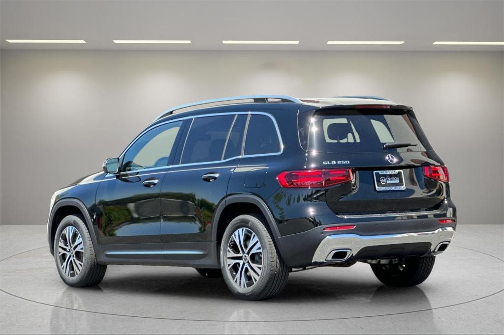 used 2024 Mercedes-Benz GLB 250 car, priced at $37,777
