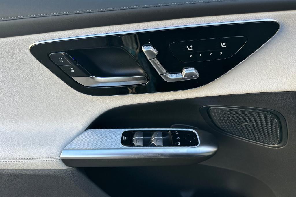 new 2026 Mercedes-Benz GLC 300 car, priced at $59,135