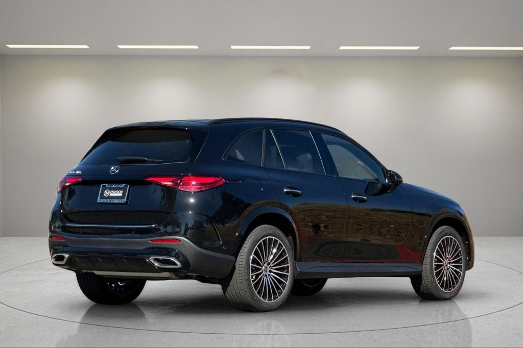 new 2026 Mercedes-Benz GLC 300 car, priced at $59,135