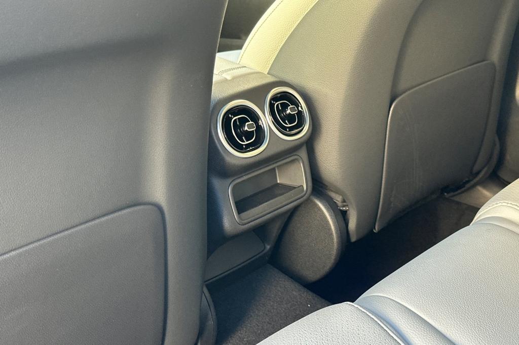 new 2026 Mercedes-Benz GLC 300 car, priced at $59,135