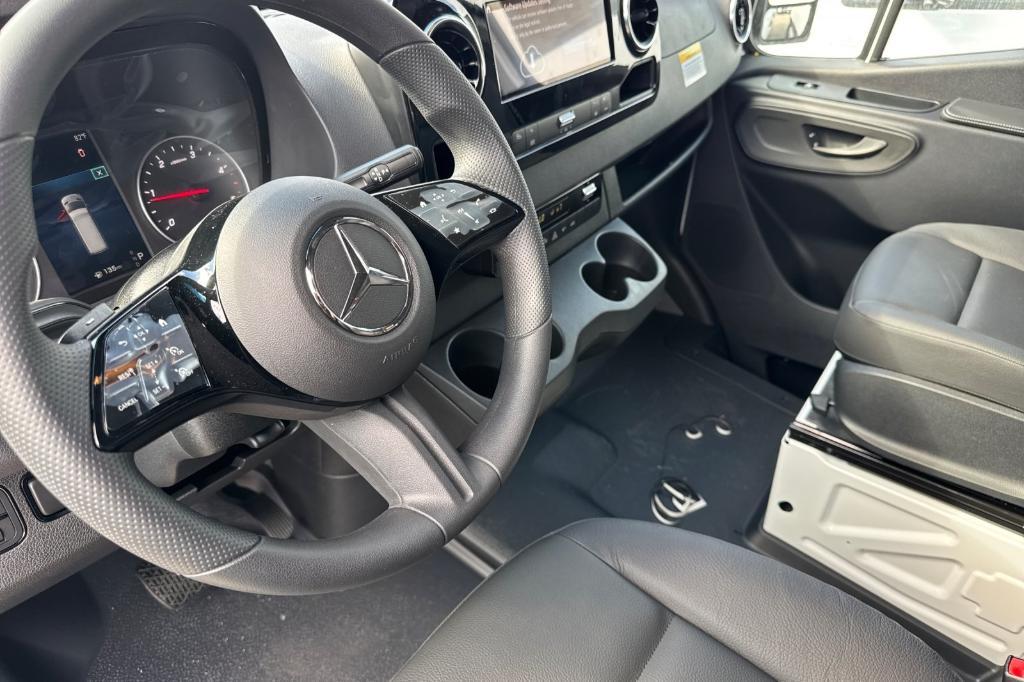 new 2025 Mercedes-Benz Sprinter 2500 car, priced at $62,188