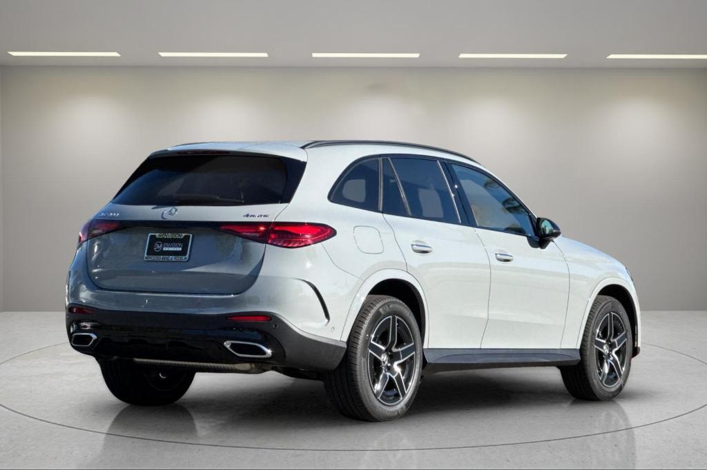 new 2026 Mercedes-Benz GLC 300 car, priced at $61,285