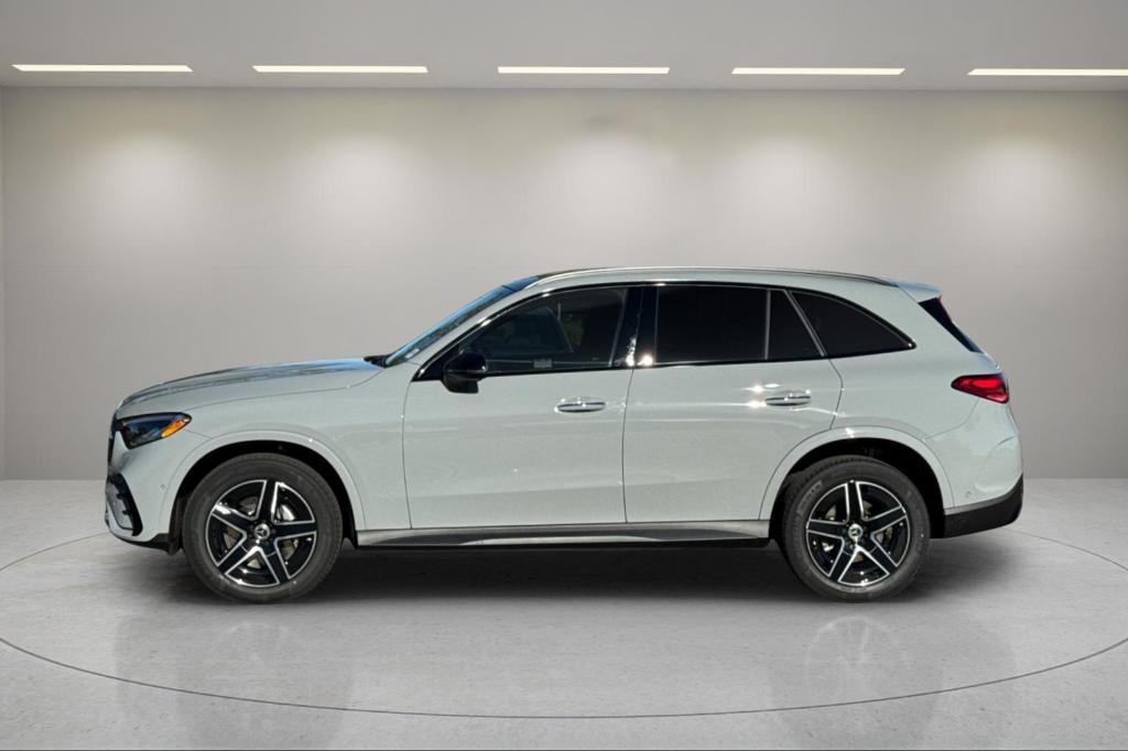 new 2026 Mercedes-Benz GLC 300 car, priced at $61,285