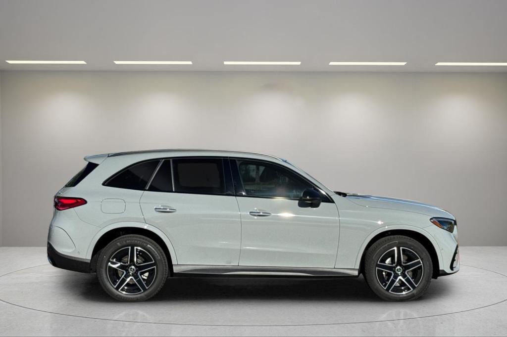 new 2026 Mercedes-Benz GLC 300 car, priced at $61,285