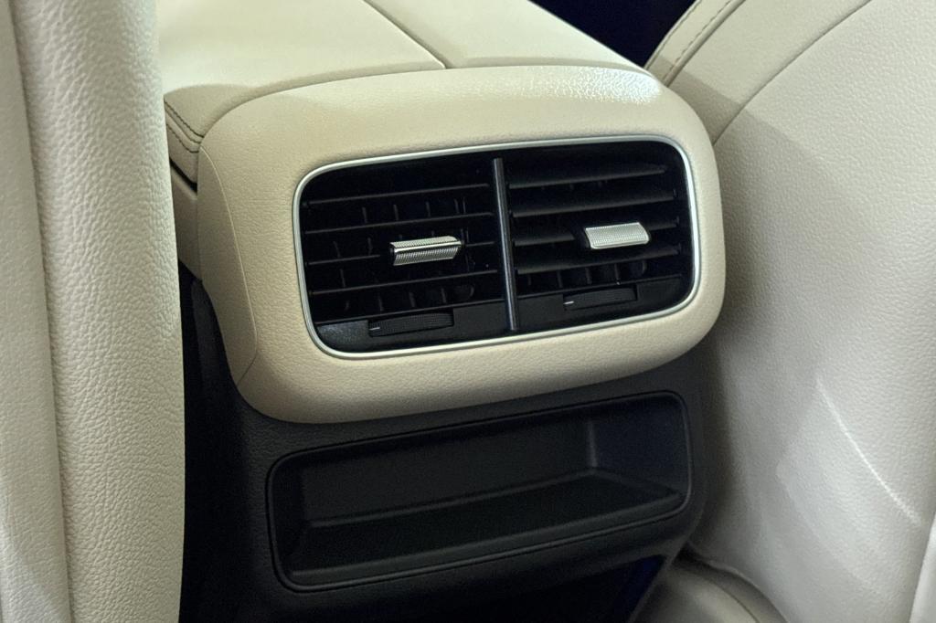 new 2026 Mercedes-Benz GLE 450 car, priced at $77,935