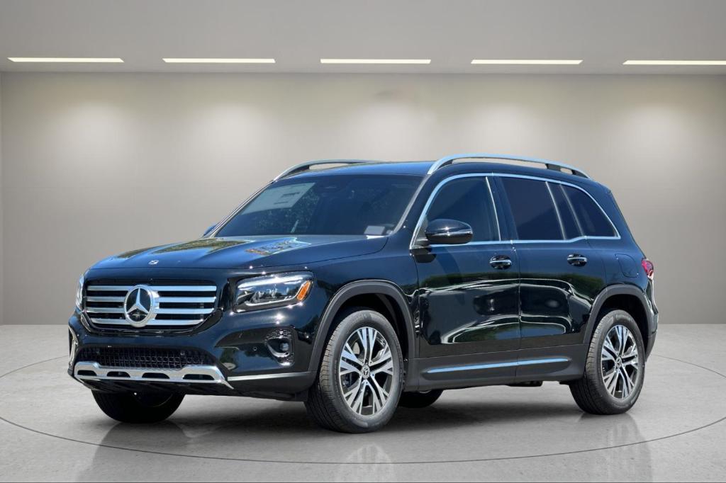 new 2025 Mercedes-Benz GLB 250 car, priced at $47,420